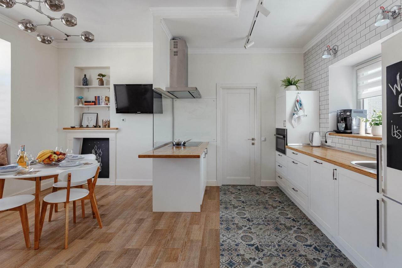 Scandi Apart Odessa Exterior photo